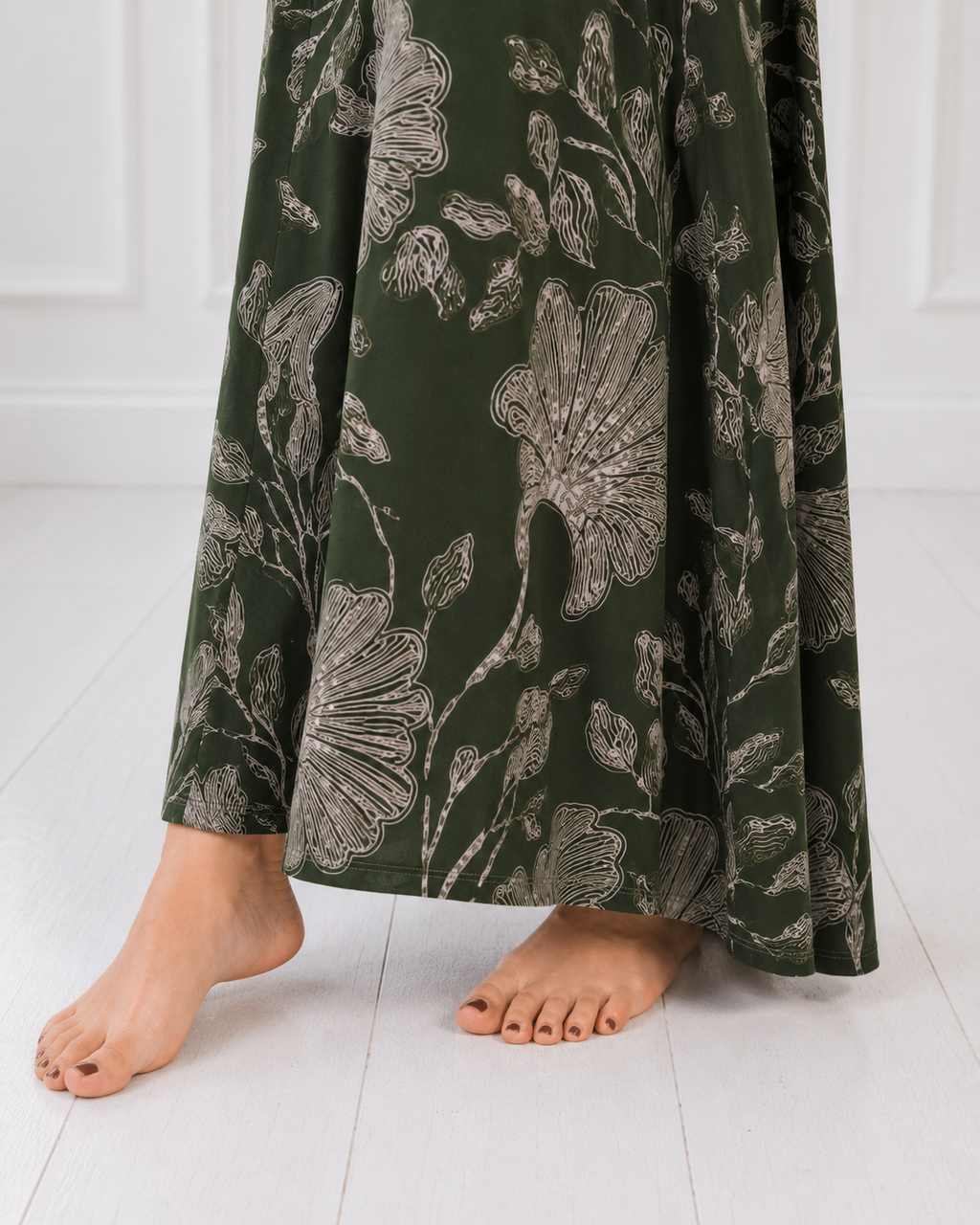 Belavastra Premium Alpine Printed Nighty - Olive Green Vintage Floral