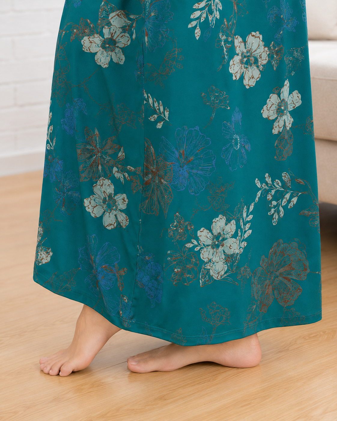 Belavastra Premium Alpine Printed Nighty - Teal Green Botanical Floral
