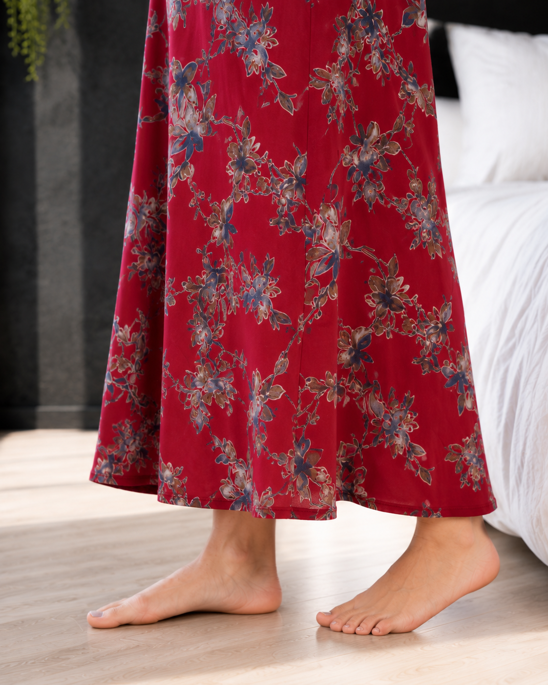 Belavastra Crimson Floral Alpine Nighty
